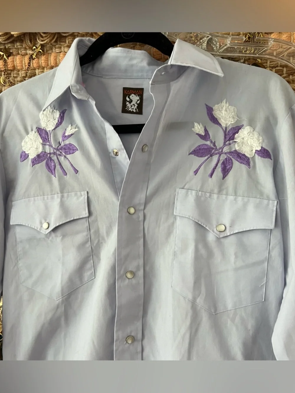 Vintage Karman Western Wear Button Down Short Floral Embroidery Mother of Pearl
